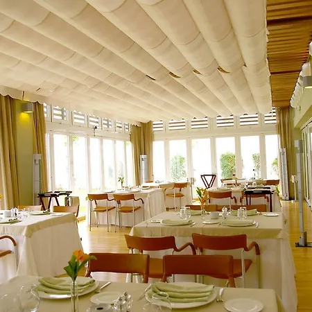 Hotel Calamijas