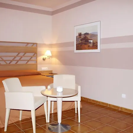 Hotel Calamijas 4*