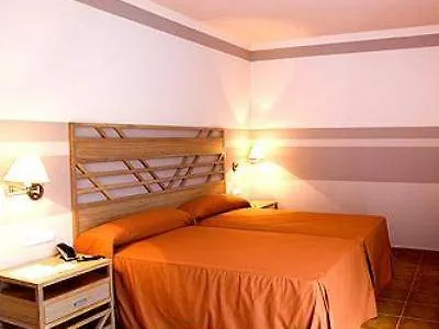 Hotel Calamijas